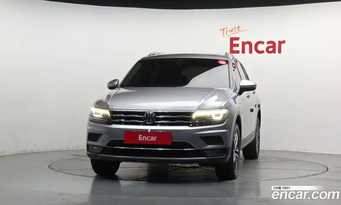 Volkswagen Tiguan 2020 2.0 гидро в Москве № 2060756, фото 3
