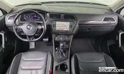 Volkswagen Tiguan 2020 2.0 гидро в Москве № 2060756, миниатюра 10
