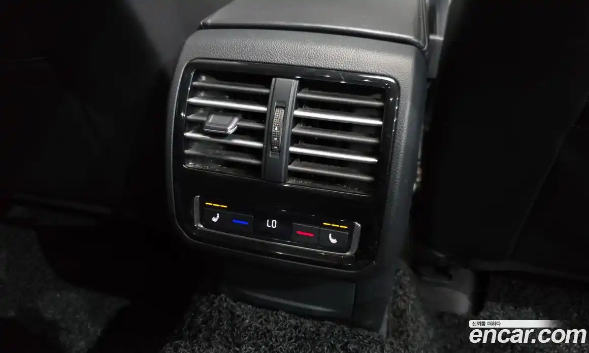 Volkswagen Passat 2018 2.0 гидро в Москве № 2060775, фото 19