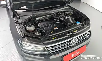 Volkswagen Tiguan 2019 2.0 гидро в Москве № 2060877, миниатюра 6