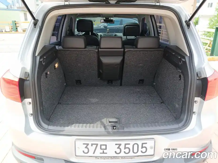Volkswagen Tiguan 2012 2.0 гидро в Москве № 2061107, фото 19