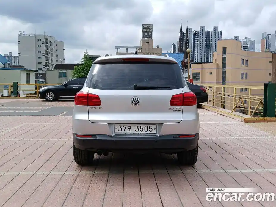 Volkswagen Tiguan 2012 2.0 гидро в Москве № 2061107, фото 5