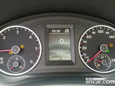 Volkswagen Tiguan 2012 2.0 гидро в Москве № 2061107, миниатюра 8