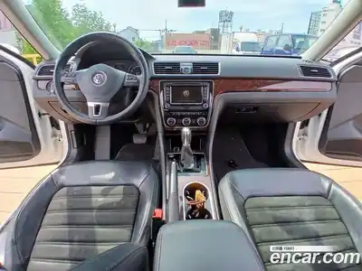 Volkswagen Passat 2013 2.0 гидро в Москве № 2061155, миниатюра 9