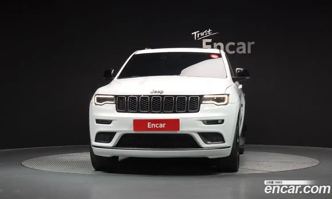 Jeep Cherokee 2020 3.6 гидро в Москве № 2061538, фото 3