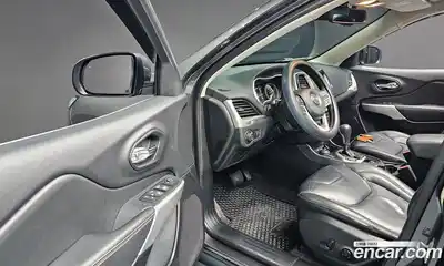 Jeep Cherokee 2017 2.4 гидро в Москве № 2061735, миниатюра 12