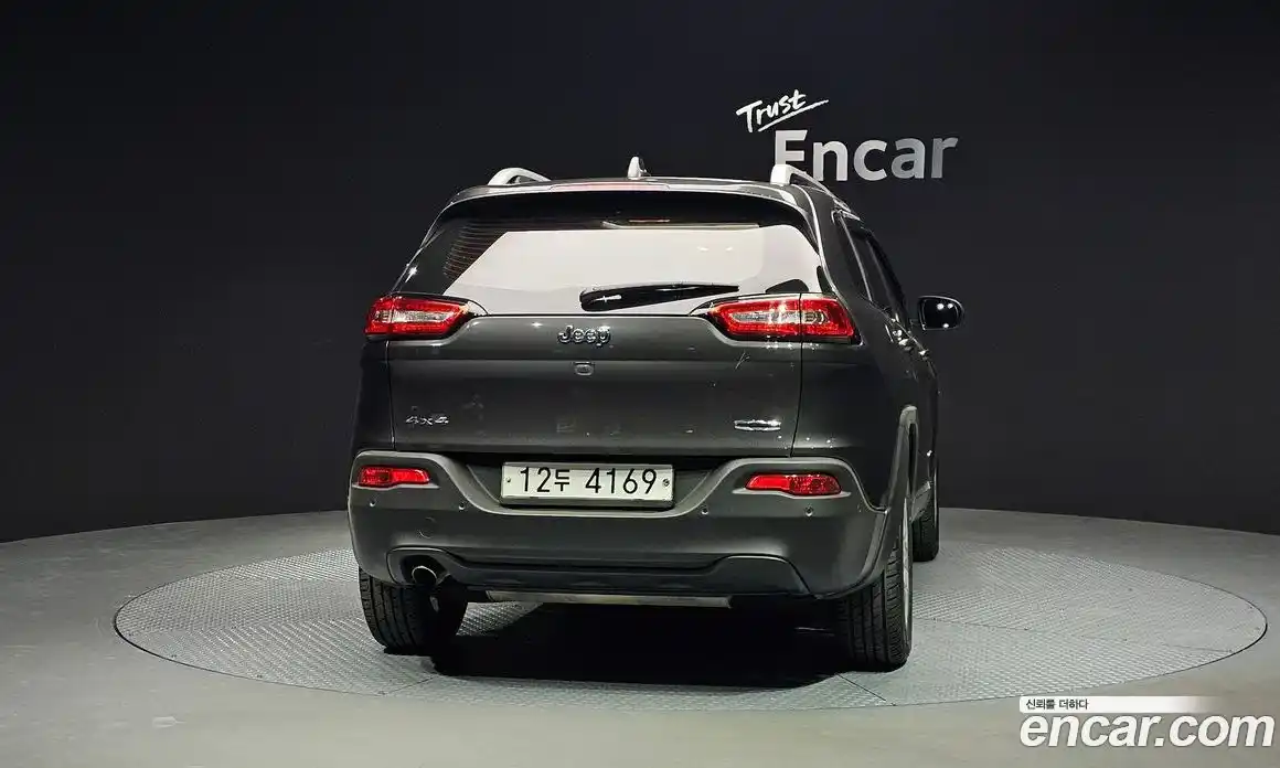 Jeep Cherokee 2017 2.4 гидро в Москве № 2061735, фото 4
