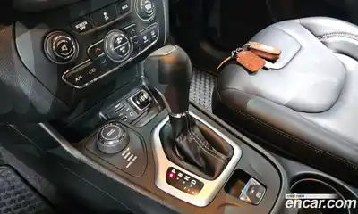 Jeep Cherokee 2017 2.4 гидро в Москве № 2061735, миниатюра 9