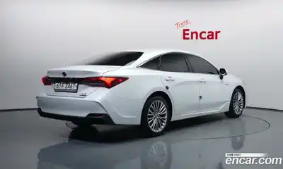Toyota Avalon 2019 2.5 гидро в Москве № 2061986, миниатюра 2