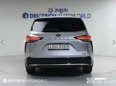 Toyota Sienna 2023 2.5 гидро в Москве № 2062331, миниатюра 4