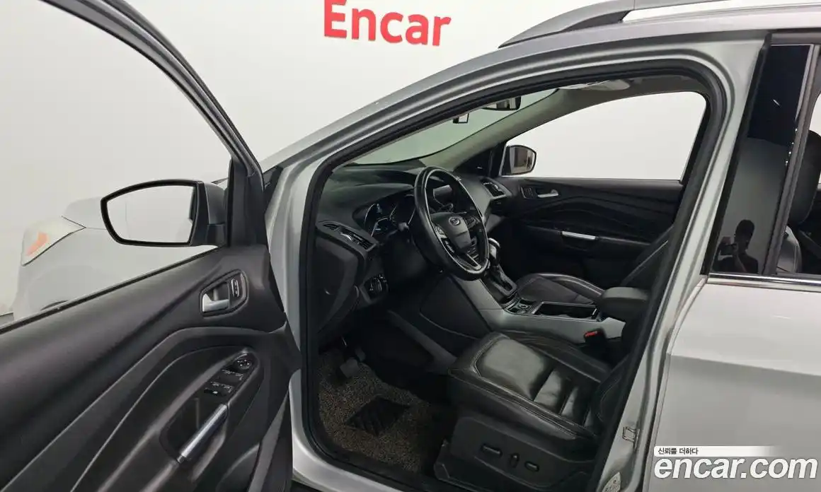 Ford Kuga 2017 2.0 гидро в Москве № 2063577, фото 10