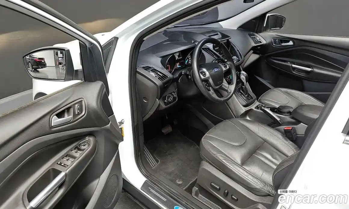 Ford Kuga 2016 2.0 гидро в Москве № 2063621, фото 12