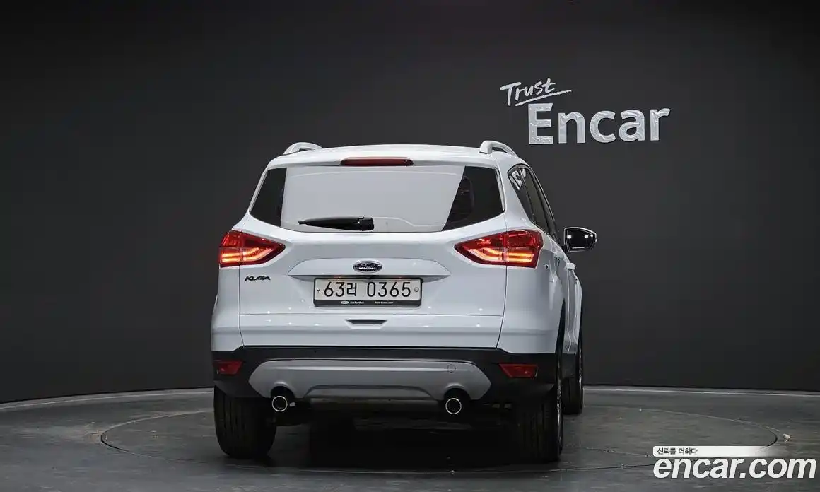 Ford Kuga 2016 2.0 гидро в Москве № 2063621, фото 4