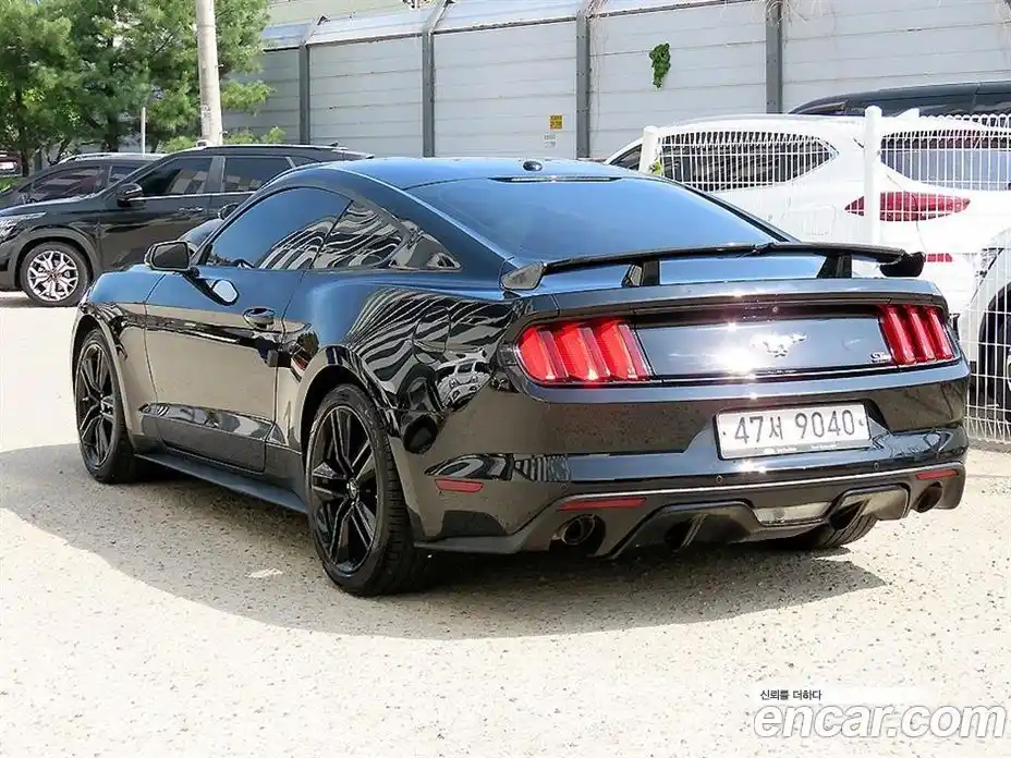 Ford Mustang 2017 2.3 гидро в Москве № 2063811, фото 4