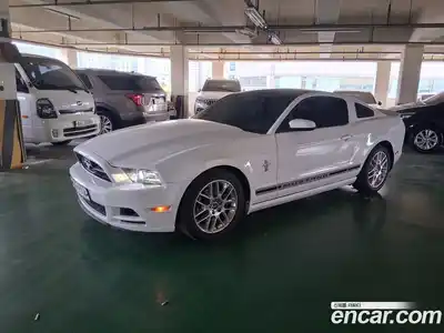 Ford Mustang, 2013