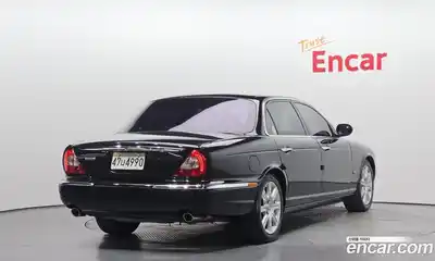 Jaguar XJ-8 2005 4.2 гидро в Москве № 2064592, миниатюра 2