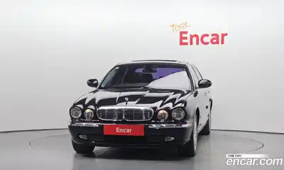 Jaguar XJ-8 2005 4.2 гидро в Москве № 2064592, миниатюра 3