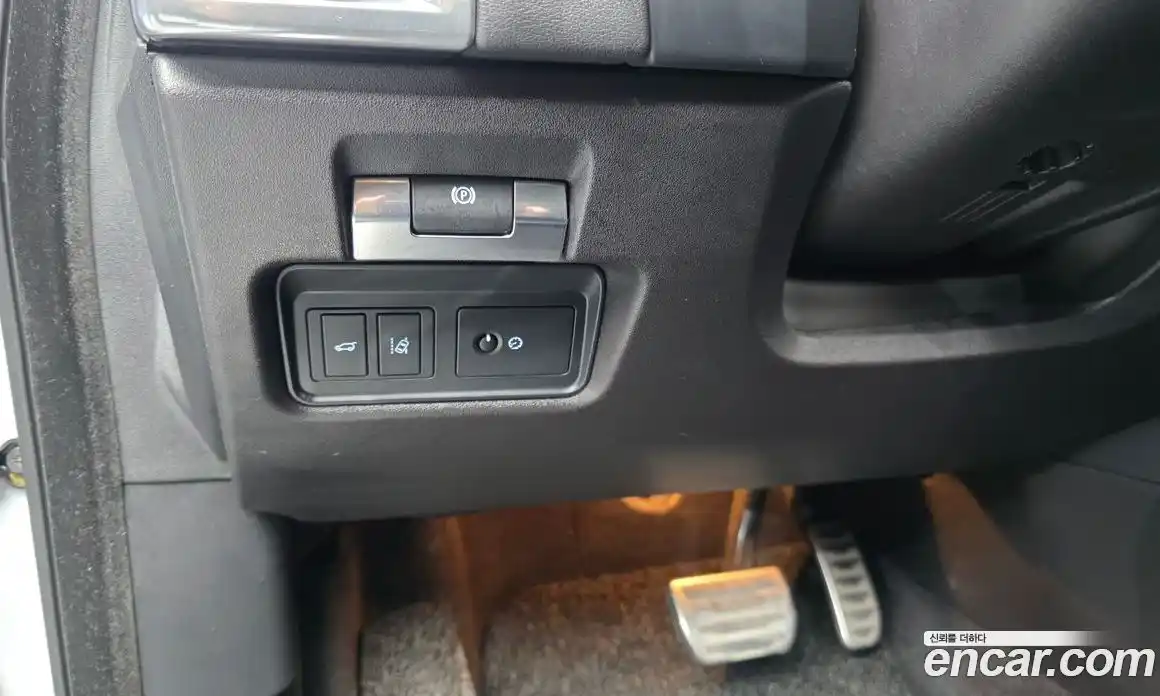 Jaguar E-Pace 2018 2.0 гидро в Москве № 2064646, фото 32