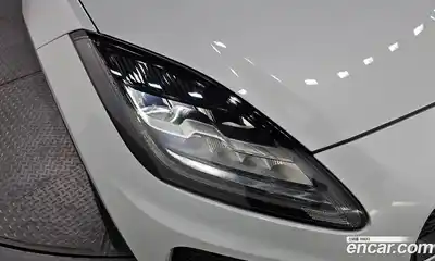 Jaguar E-Pace 2018 2.0 гидро в Москве № 2064646, миниатюра 8