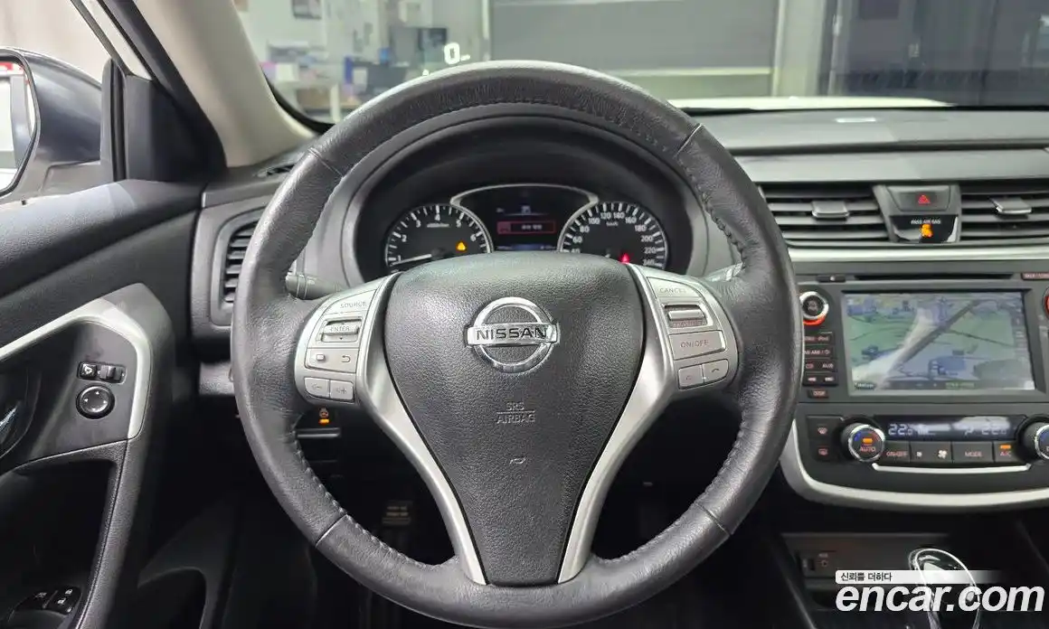Nissan Altima 2016 2.5 гидро в Москве № 2065559, фото 13