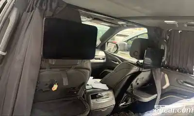 Cadillac Escalade 2021 6.2 гидро в Москве № 2065783, миниатюра 12