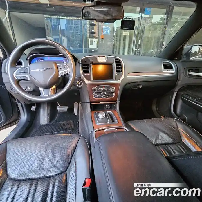 Chrysler 300C 2015 3.6 гидро в Москве № 2065954, фото 14