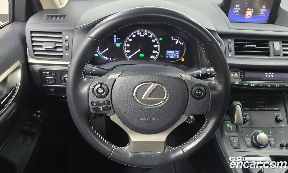 Lexus CT200h 2016 1.8 гидро в Москве № 214591, фото 13