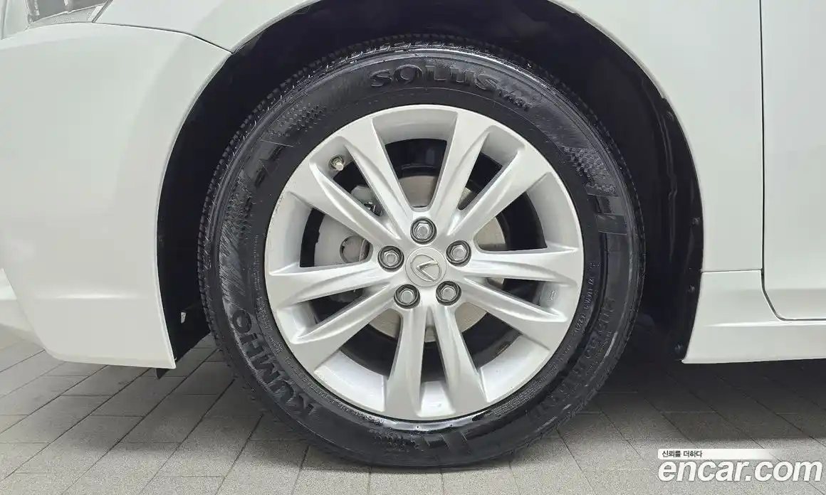 Lexus CT200h 2016 1.8 гидро в Москве № 214591, фото 5