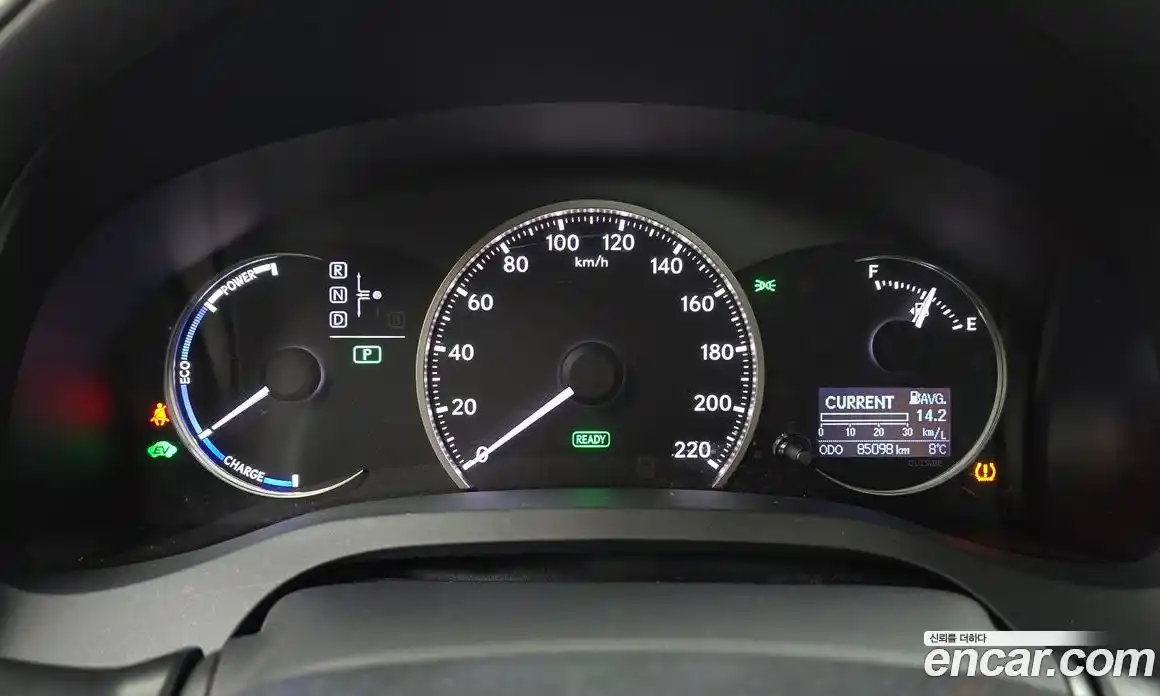 Lexus CT200h 2016 1.8 гидро в Москве № 214591, фото 8