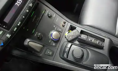 Lexus CT200h 2016 1.8 гидро в Москве № 214591, миниатюра 9