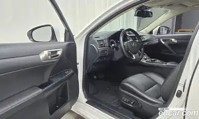 Lexus CT200h 2016 1.8 гидро в Москве № 214591, миниатюра 10