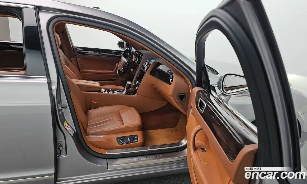 Bentley Flying Spur 2009 6.0 гидро, фото 12