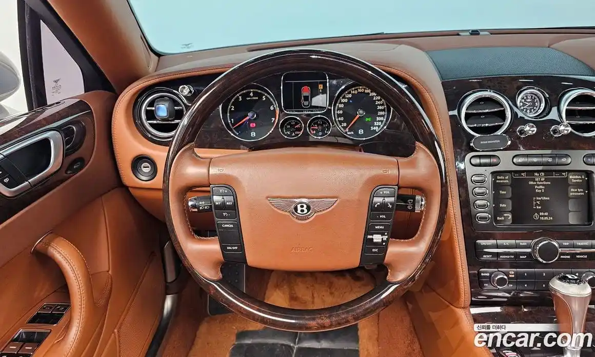 Bentley Flying Spur 2009 6.0 гидро, фото 13