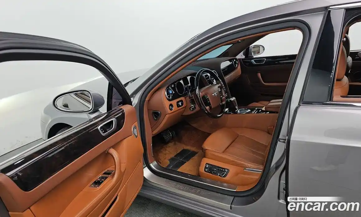 Bentley Flying Spur 2009 6.0 гидро, фото 10