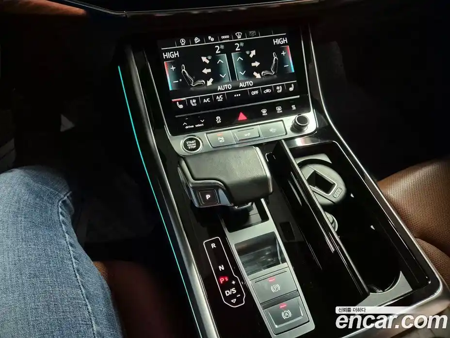 Audi Q7 2021 3.0 гидро в Москве № 429662, фото 9