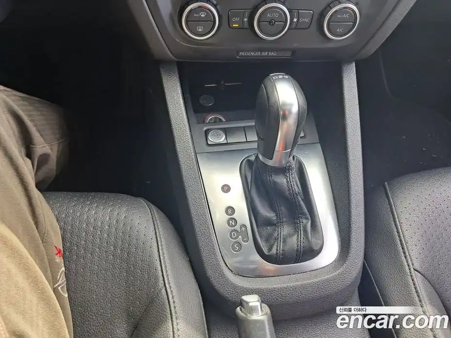 Volkswagen Jetta 2013 2.0 гидро в Москве № 1251569, фото 13