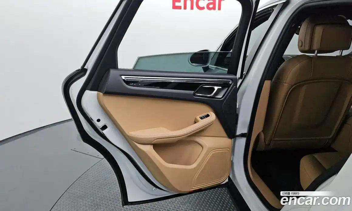 Porsche Macan 2017 3.0 гидро в Москве № 1280683, фото 14