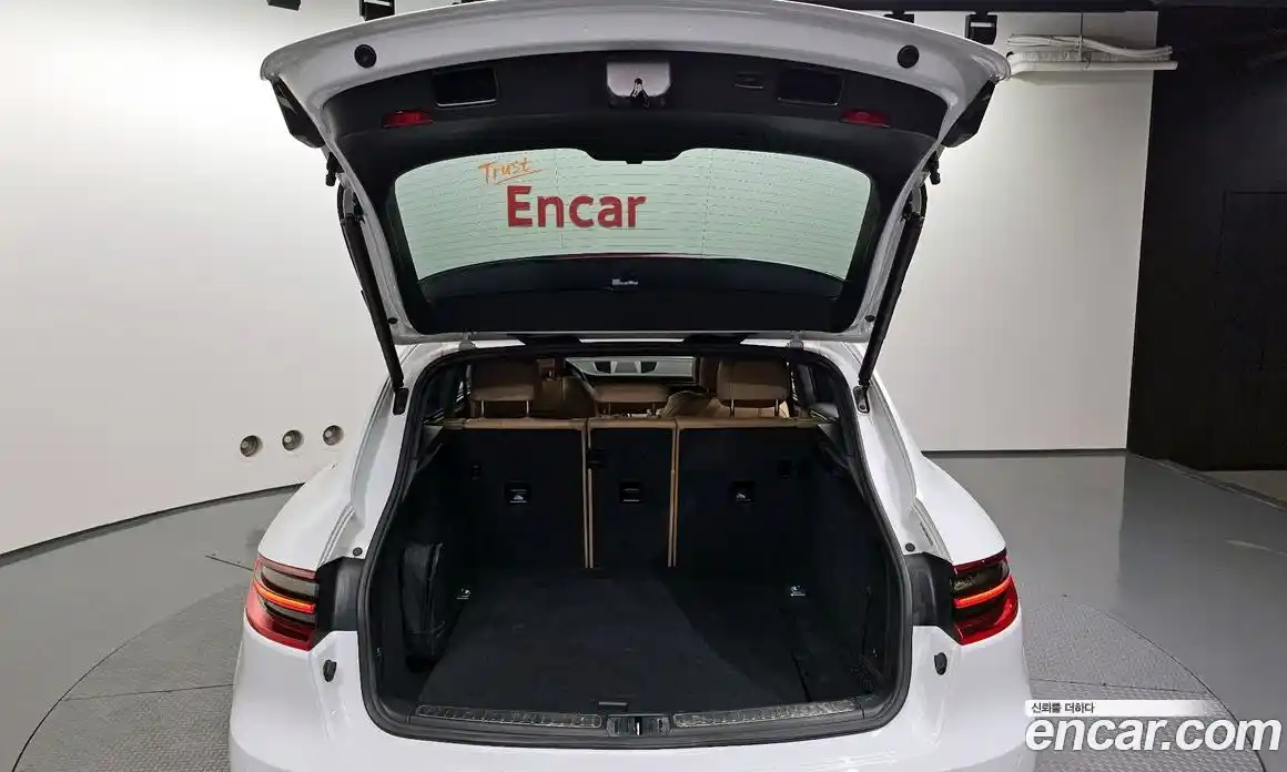 Porsche Macan 2017 3.0 гидро в Москве № 1280683, фото 25