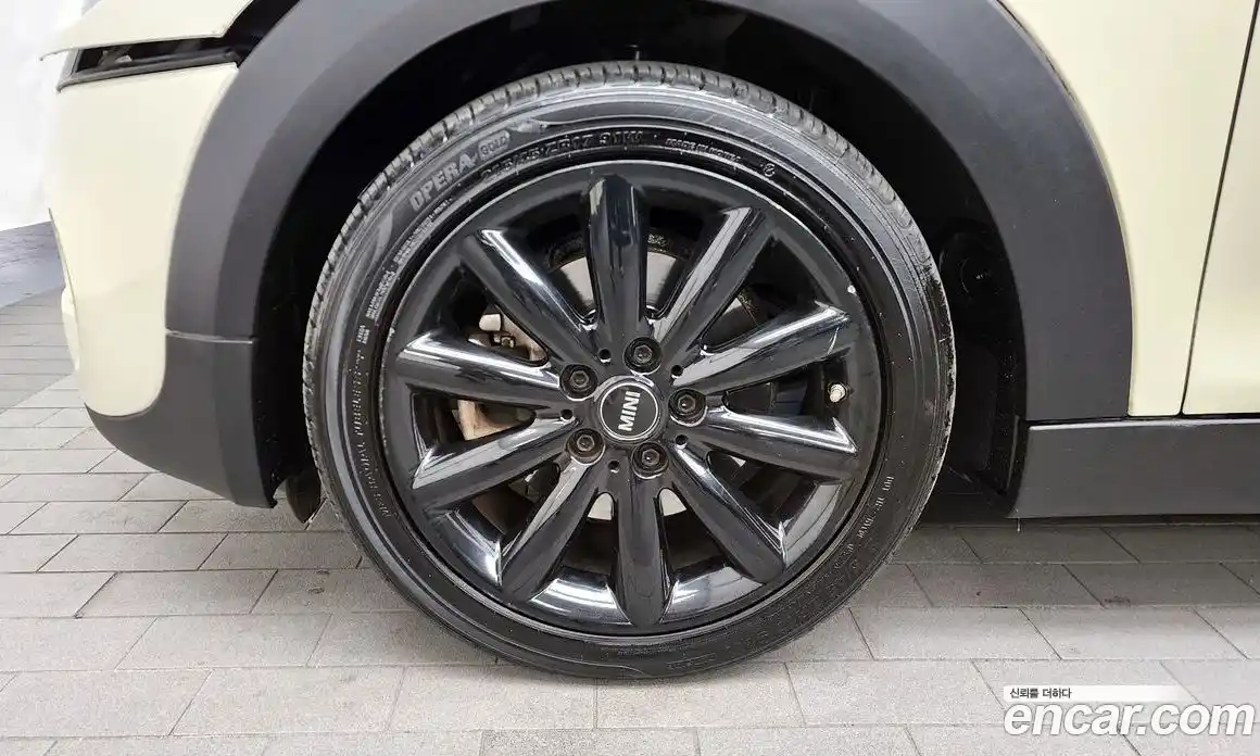 Mini Cooper 2018 2.0 гидро в Москве № 134979, фото 5