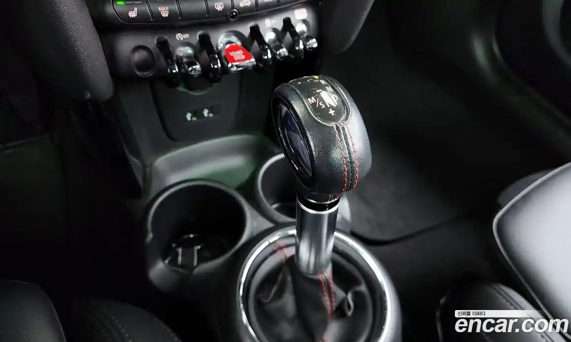 Mini Cooper 2018 2.0 гидро в Москве № 134979, фото 9