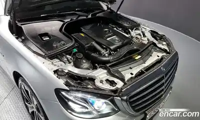 Mercedes-Benz E-Class 2019 2.0 гидро в Москве, миниатюра 6