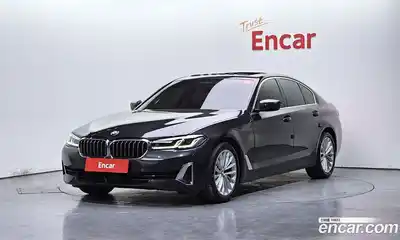 BMW 5-Series, 2023