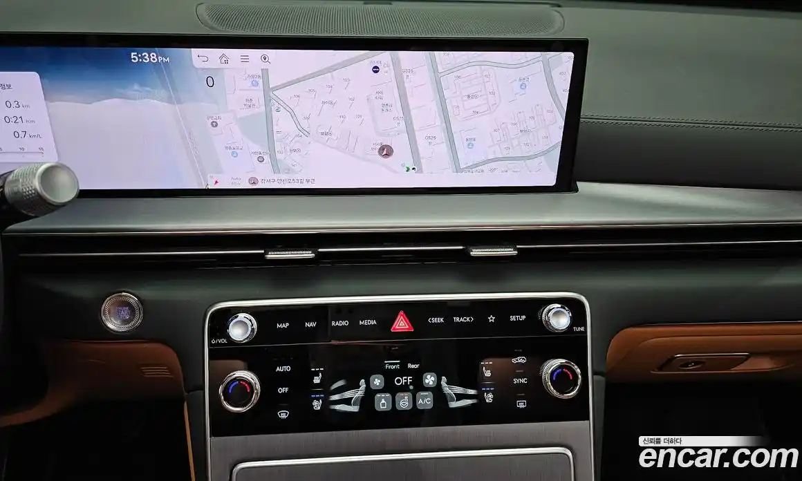 Genesis GV80 2024 2.5 гидро в Москве, фото 20