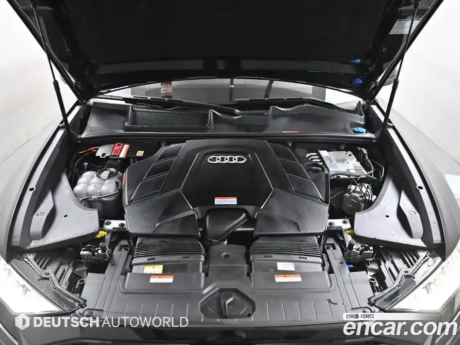 Audi Q8 2023 3.0 гидро в Москве № 163992, фото 6