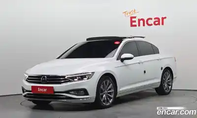 Volkswagen Passat, 2022