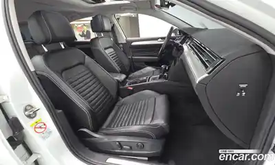 Volkswagen Passat 2022 2.0 гидро в Москве № 168759, миниатюра 11