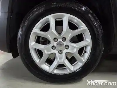 Jeep Renegade 2017 2.0 гидро в Москве № 169965, миниатюра 8