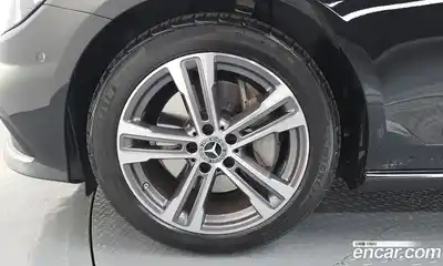 Mercedes-Benz E-Class 2022 2.0 гидро в Москве № 1833225, миниатюра 5