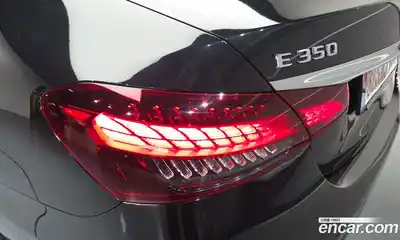 Mercedes-Benz E-Class 2022 2.0 гидро в Москве № 1833225, миниатюра 9