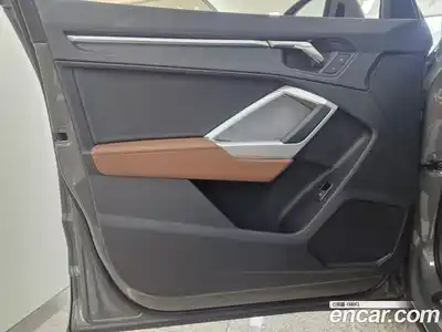 Audi Q3 2023 2.0 гидро в Москве № 1836674, миниатюра 12